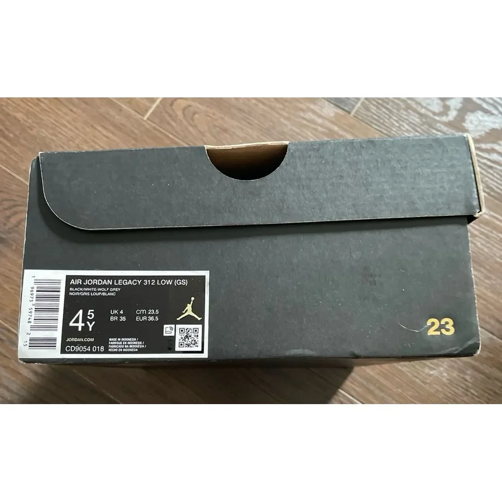 Air Jordan empty shoe‎ box